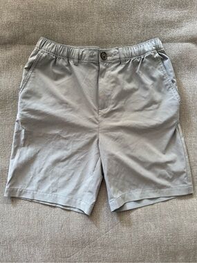 chubbies Light Gray Elastic-Waist Flat Front Shorts